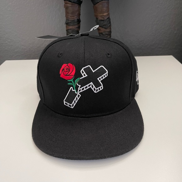 RIOT SOCIETY: X Rose Adjustable Snapback Hat - Black - Picture 1 of 8